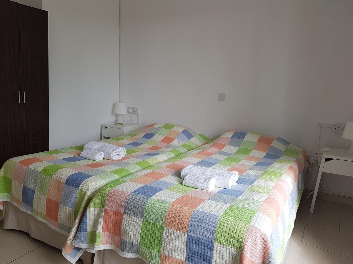 Apartmán Valentinos Court Paphos Exteriér fotografie