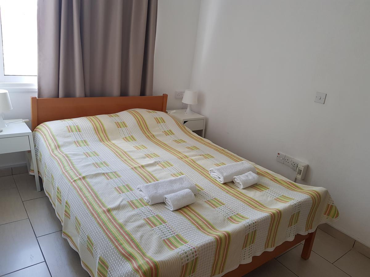 Apartmán Valentinos Court Paphos Exteriér fotografie