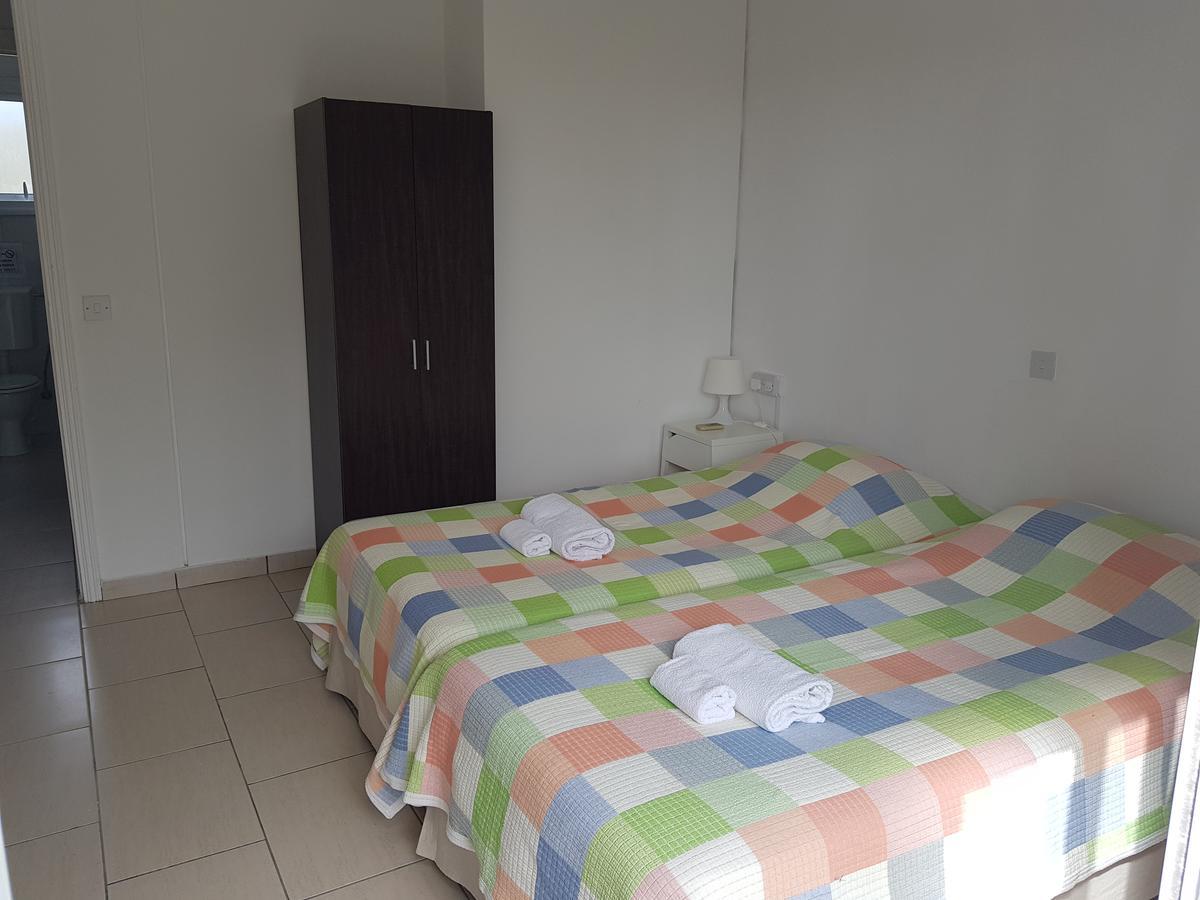 Apartmán Valentinos Court Paphos Exteriér fotografie