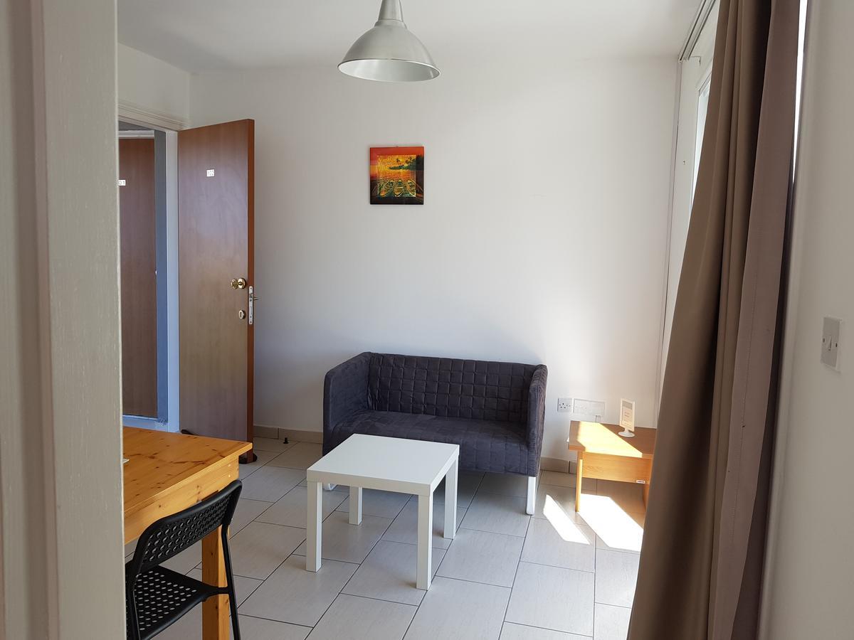 Apartmán Valentinos Court Paphos Exteriér fotografie